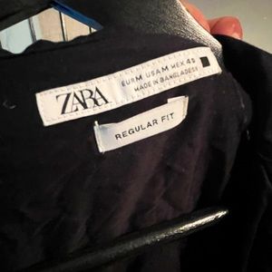 Zara lot of 3 men’s size medium all black shortsleeve collars button up shirts